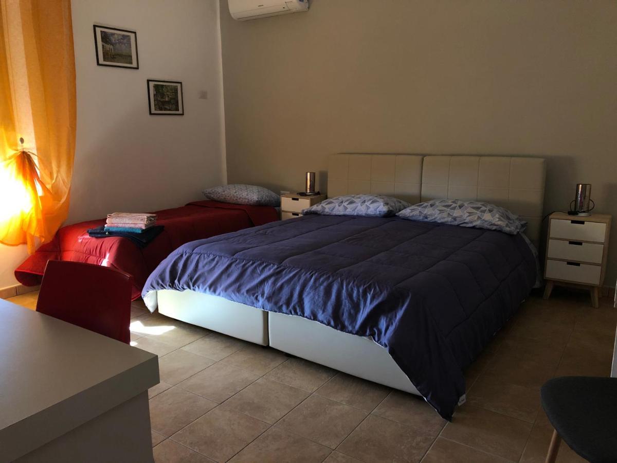 B&B Paolo E Daniela Carbonia Εξωτερικό φωτογραφία